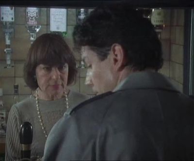 Oi! What do you think you're doing?
What's going on? - Inspector Morse