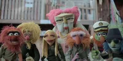 Oi! You idiots! Follow me. - The Muppets Mayhem