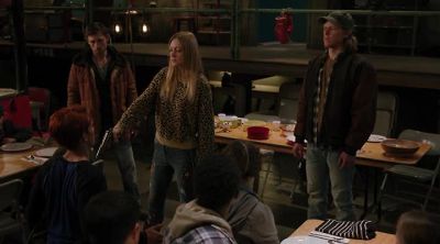 [oil bubbling] - Riverdale