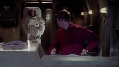 Ok, close the bulkhead doors. - Stargate Atlantis