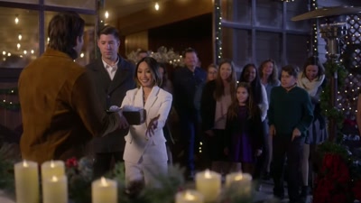 OK, if everyone could grab a candle, - Yuletide the Knot