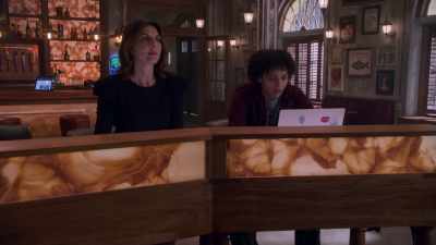 OK, Hardison's algorithm
has scrubbed every mention of Eliot - Leverage: Redemption