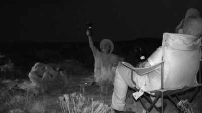 OK, here we go.
One, two, three. - Jack Osbourne's Night of Terror: UFOs
