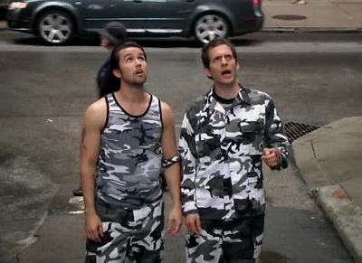 Ok, how did his legs just do that? - It's Always Sunny in Philadelphia