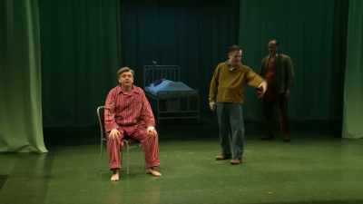 OK. How do people get power
without confrontation or without violence? - National Theatre Live: Nye