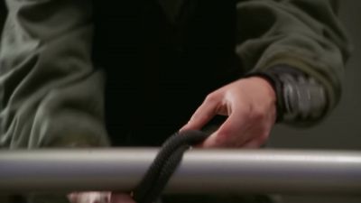 OK, when I get to the bottom,
follow me down. - Stargate SG-1