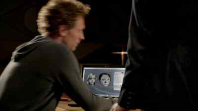 OK, I'll get it. - Wallander