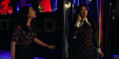 OK, LAST WEEK, YOU
SPECIFICALLY ASKED
FOR A PARTY BUS, - Kung Fu