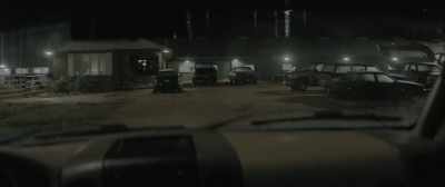 OK. Lee's here.
That's his truck. - Kin