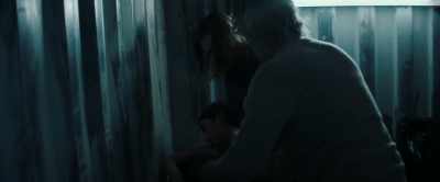 OK. OK, put her down. - Gone in the Night