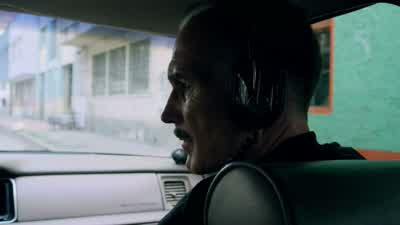 OK, OK, they're on the move. - Narcos