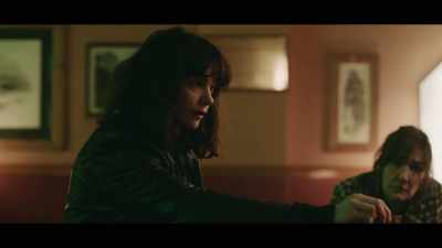 OK, you see that?
That's Clemence's daughter, - The Woman in the Wall