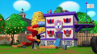 OK, Squad, time to try
rappelling down a building. - The Chicken Squad