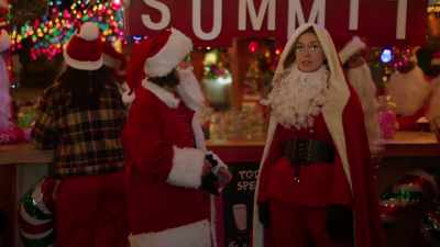 Ok, wait here.
I'm gonna go get drinks. - The Santa Summit