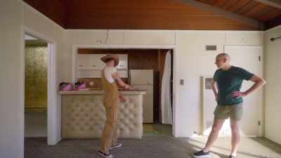 OK, wait, the pink head.
Of course. Yeah. - Trixie Motel