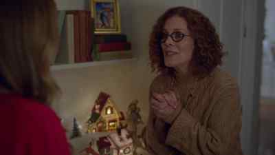 OK, who is for eggnog? - Trivia at St. Nick's