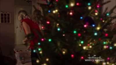 - OK.
- Yeah. - Christmas Encore