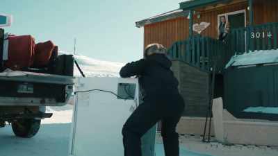 - Ok.
- You a trash man now? - North of North