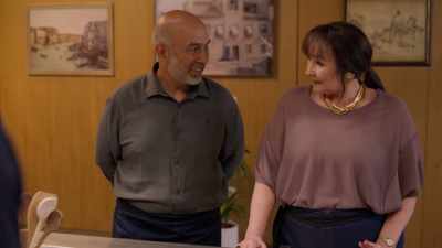 OK, so you have to know
that cooking with others - A Very Venice Romance