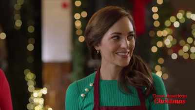 Okay.
- Aaron: Okay. - A Dash of Christmas