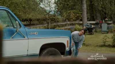 Okay. All right.
Come on. - Big Sky River
