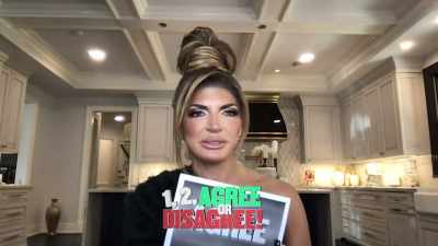 Okay, all right, okay.
- Listen, there's usually-- - The Real Housewives Ultimate Girls Trip