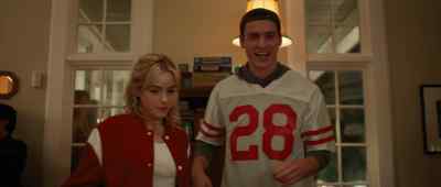Okay. All right.
One game. Yeah. - Sweethearts