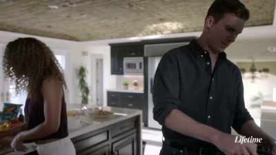 Okay, all the fixings
are good to go. - Fatal Fandom