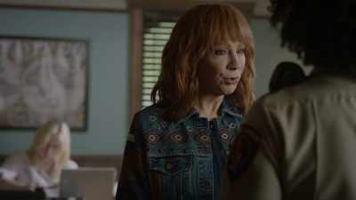 Okay, and if you're wrong, - Reba McEntire's The Hammer