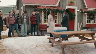 Okay, you are all
free to explore. - A Dance in the Snow