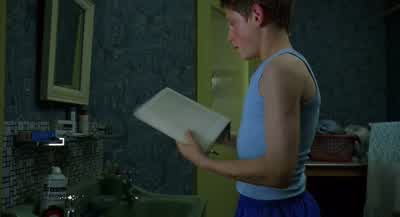 Okay, Billy Elliot, into the centre. - Billy Elliot