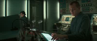 Okay. Bring up the lights. - The Hunger Games: Mockingjay   Part 1