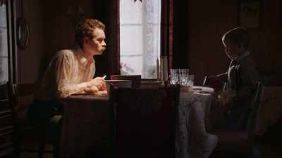 Okay. But I'm keeping an eye on you. - Teddy's Christmas