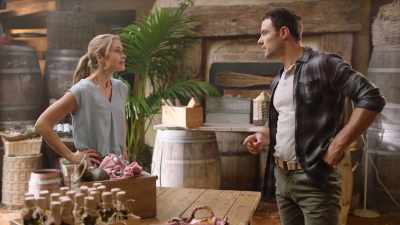 - Okay. But what about the ceremony? - Destination Love