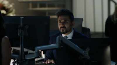 Okay, Cabot has ordered
all the Prince's security - Whiskey Cavalier