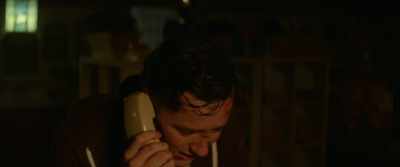 Okay. Calm down.
What's your address? - The Strangers: Prey at Night