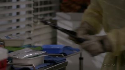 Okay. Can I get a hand? - Grey's Anatomy