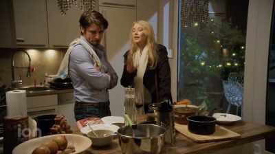 - Okay, can you
handle buying me a ham? - Best Christmas Ball Ever!