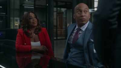 Okay. Carter, Simone,
retrace Neal's steps, - The Rookie: Feds