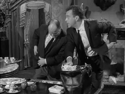 -Okay. Come on.
-Okay. - The Addams Family