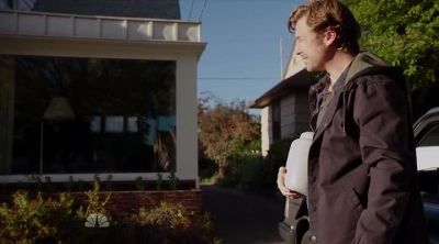 Okay, dad, you're home. - Grimm