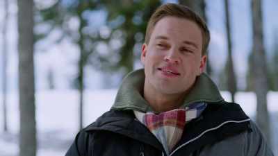 - Okay, this definitely
isn't sophisticated, - A Sprinkle of Christmas