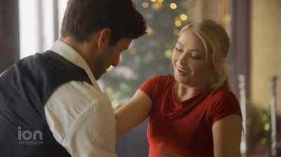 - Okay, we did
enough for today. - Best Christmas Ball Ever!