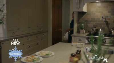 Okay, dinner's ready. - Hearts of Winter
