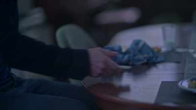 - Okay.
- [DOOR OPENS] - A Million Little Things