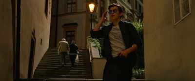 Okay. EDITH? Oh, come on. - Spider Man: Far from Home