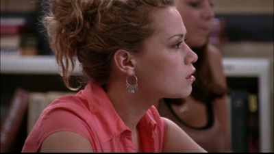 Okay, everybody. Back to work. - One Tree Hill