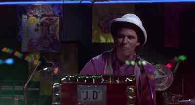Okay, everybody, it's time to play. - Roller Boogie