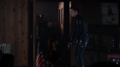 Okay, is everybody okay back there? - Supergirl