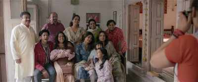 -Okay, everyone let's say Aishi.
-Aishi... - The Sky Is Pink